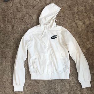 White nike windbreaker